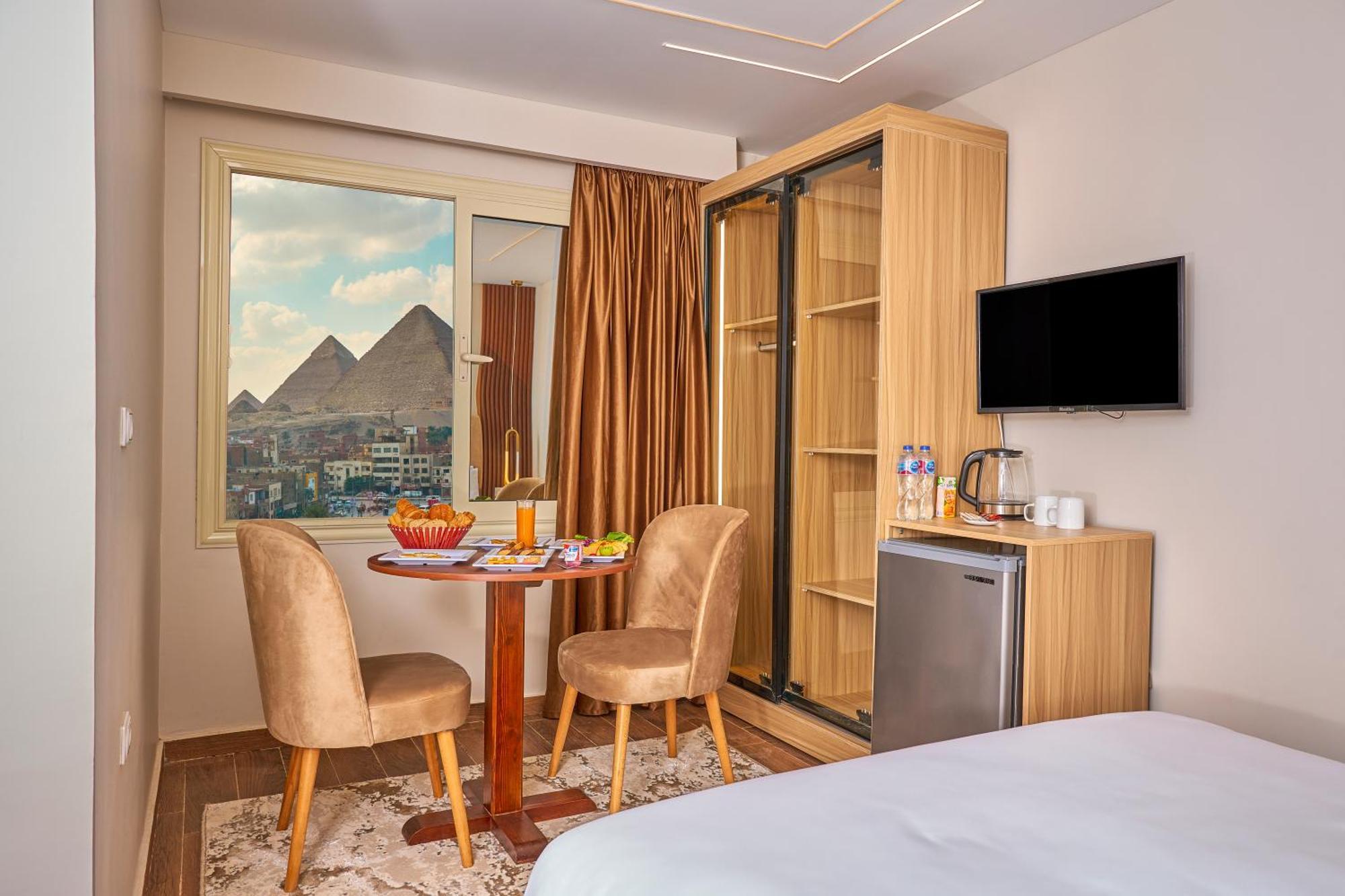 Albergue Rotana Pyramids View Nazlet el-Sîsi Exterior foto